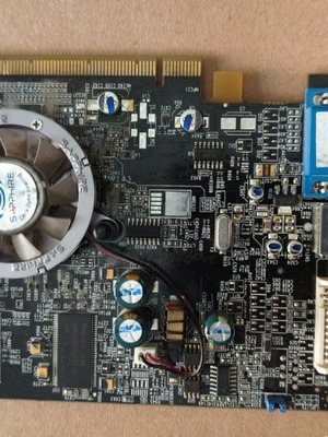 Sapphire Radeon X600 XT 256MB DDR3 PCI-Express graphics card used
