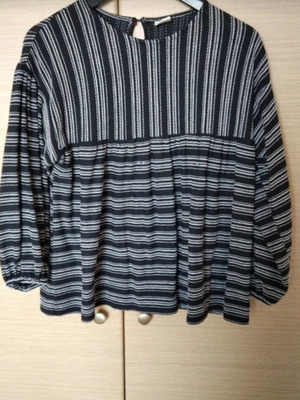 Zara boho blouse like new, size S, white and blue
