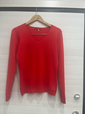 Women's wool sweater used, red, size M