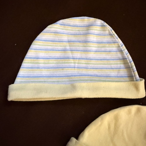 Set of 2 unisex baby cotton hats