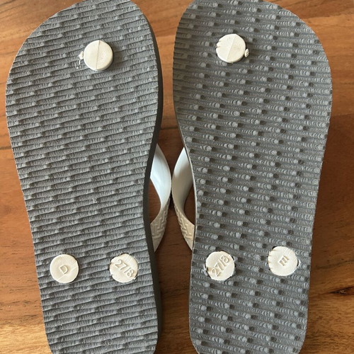 Havaianas Minecraft kids flip-flops and Crocs dark blue sandals size 27-28