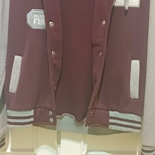 College jacket like new, gray and red, very warm fabric