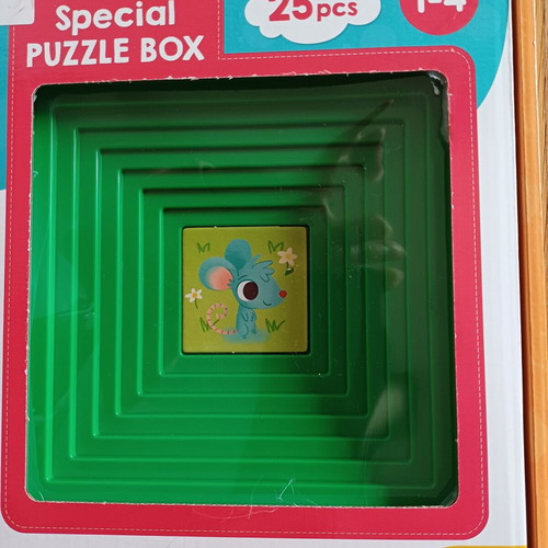 Puzzle pyramid new with farm theme, 9 pieces Carotina