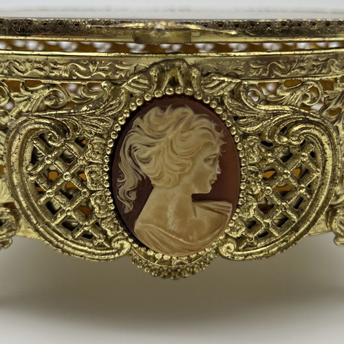 Vintage 1960s/70s Gold Plated Jewellery Box used with Cameo decoration