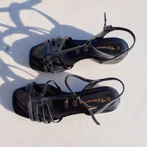 Tamaris women's sandals size 39, black, used, 45mm heel