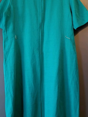 Plus size dress new, good quality, with back zipper