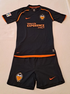 Valencia CF Football Set Nike authentic, like new, size L