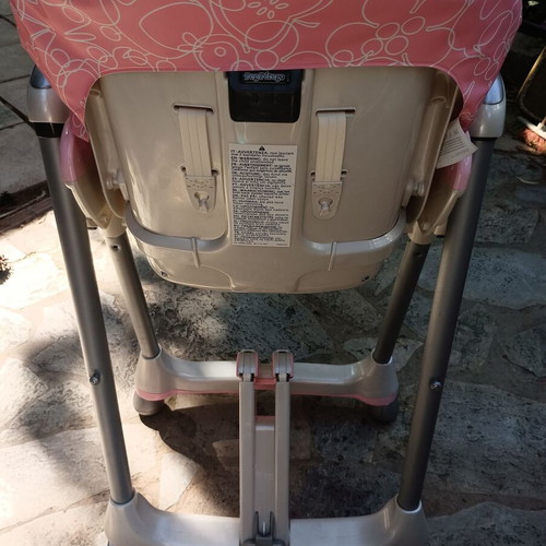 Peg Perego Prima Pappa Follow Me folding high chair with adjustable height, pink