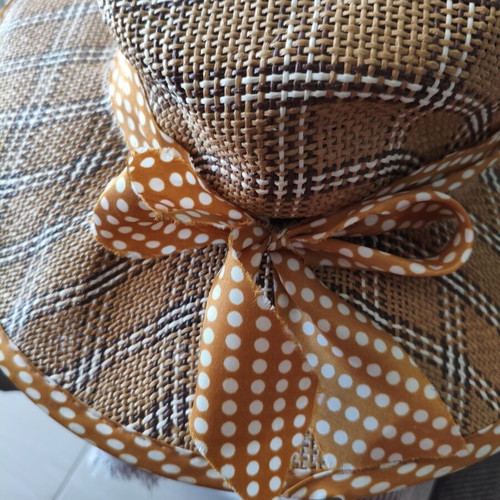 Women's Straw Sun Hat with Checked Pattern and Polka Dot Bow like new