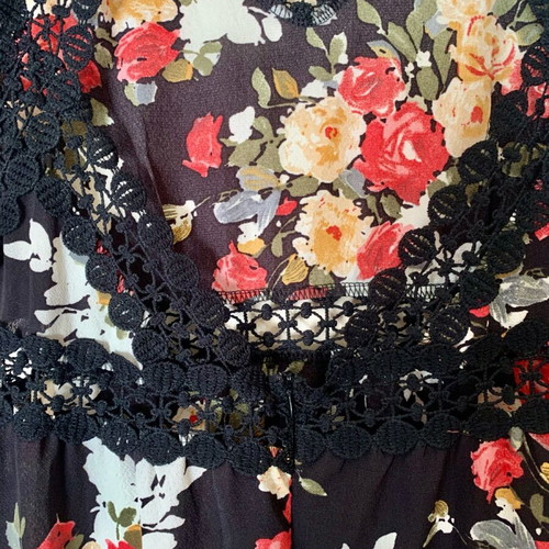 Women's dress like new with floral pattern size M