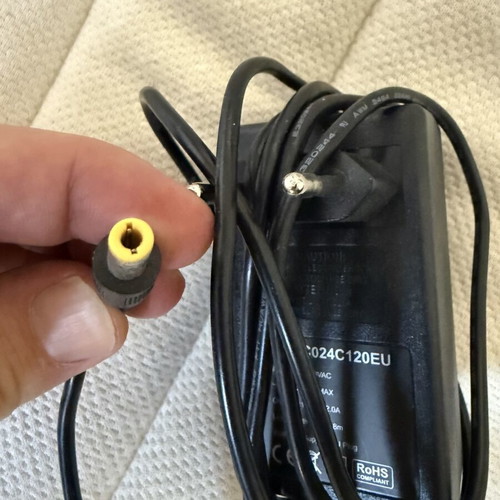Charger with rare plug like new
