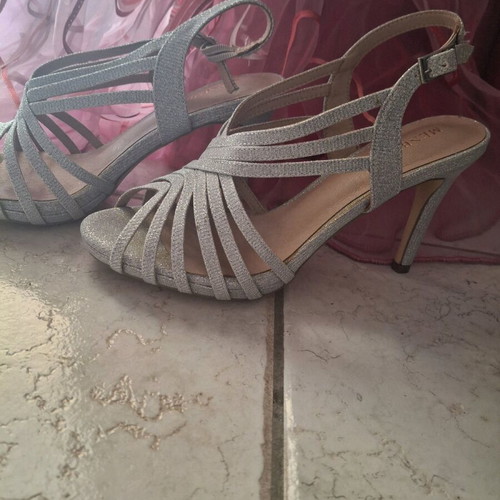 Menbur silver sandals like new with strass, size 40