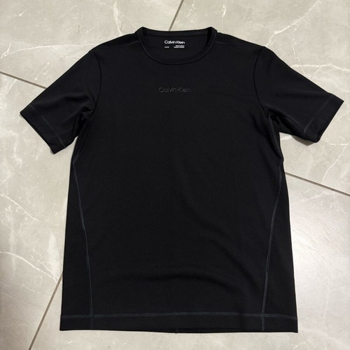 Calvin Klein T-shirt like new, black, size S