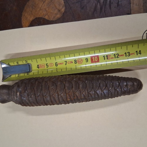 Pine cone for antique clock used 397 grams