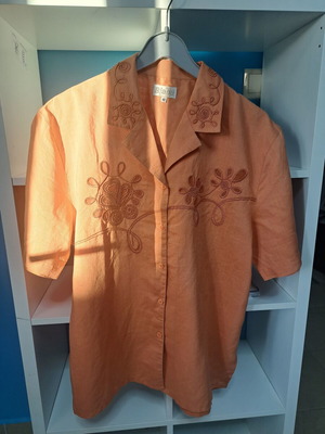 Miss Biana linen women's shirt size 42 with embroidery like new, orange