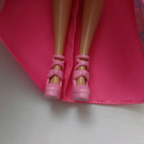 Barbie Cut and Style Princess like new with dress and accessories