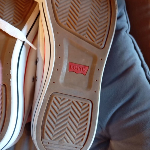 Levi's men's summer sneakers white size 43 new