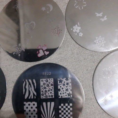 Nail stamping set used