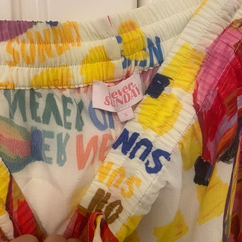Never On Sunday pants new