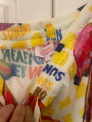 Never On Sunday pants new