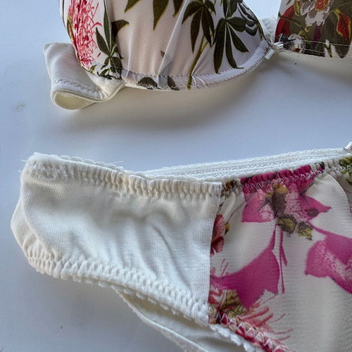 Jadea push up set 70B with small Brazilian slip, new