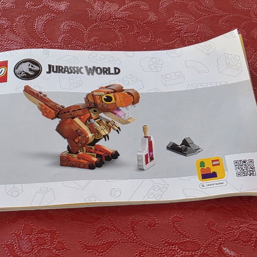 LEGO Jurassic World Camp Cretaceous Little Eatie T. rex set, like new