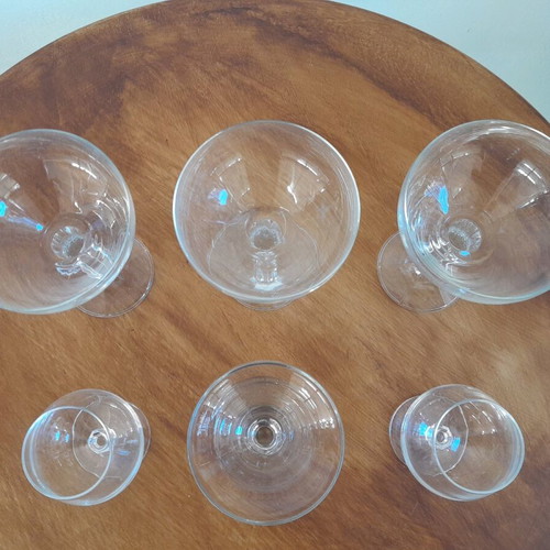 Glass liqueur/cognac glasses set of 6 like new