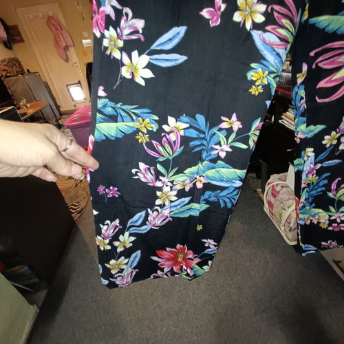 Women's Printed Palazzo Pants like new, tropical floral pattern