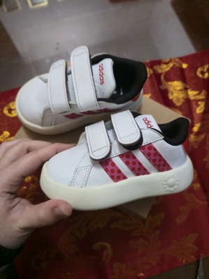 Disney Minnie λευκά sneakers σαν καινούργια, νούμερο 21