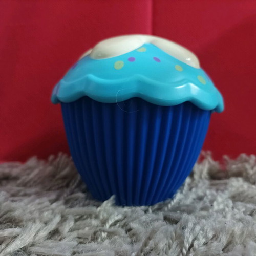 Cupcake doll used that opens and becomes a doll