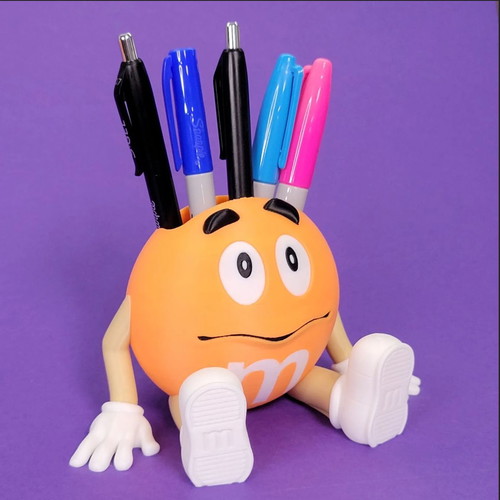 M&M's pencil holder new 3D printed, cute and functional
