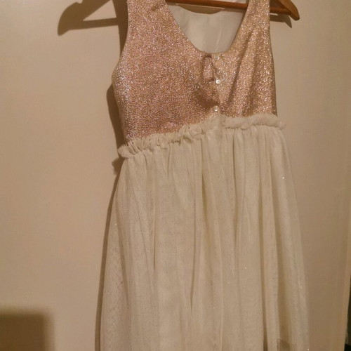 H&M dress used with glitter for girl 8-9 years gold