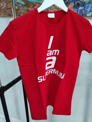 Red T-shirt "I am a SUPERMUM" Superfast Ferries size M like new