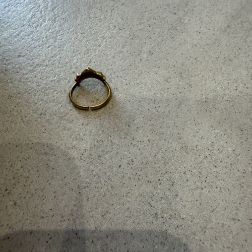 BreakaStone brass ring like new, gold color, OS