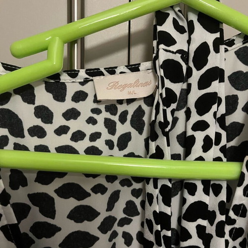 Regalinas dress new, black and white