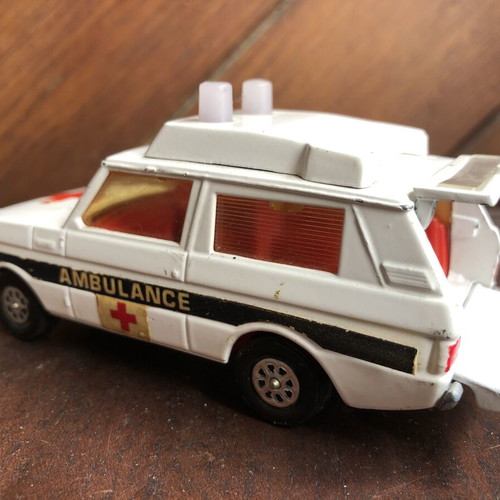 Corgi Toys Vigilant Range Rover Ambulance used, Whizzwheels series 1970s