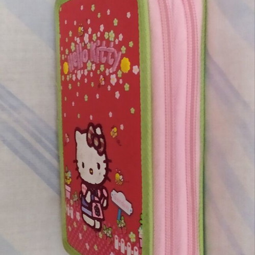 Hello Kitty school pencil case like new