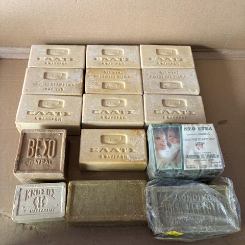Collectible soaps, set of 17 pieces