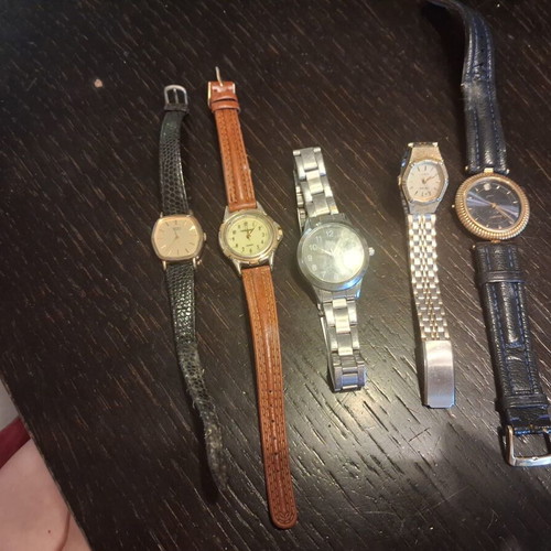 Nina Ricci wristwatches used, multicolor, unisex set
