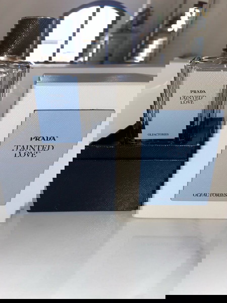Prada άδειο μπουκάλι αρώματος