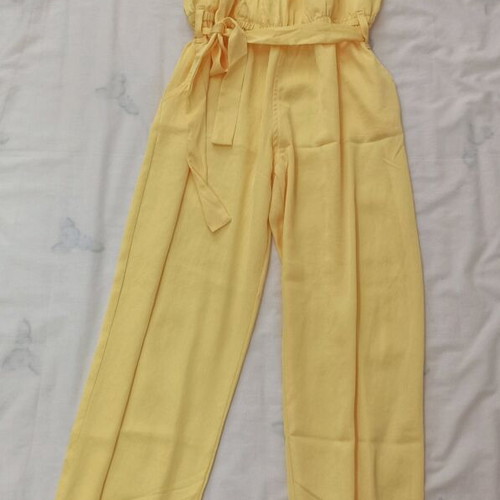 Yellow jumpsuit like new, size M