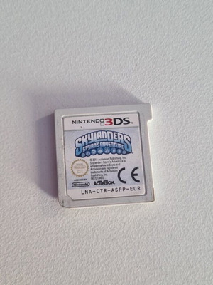 Nintendo 3DS Skylanders Spyros Adventures used
