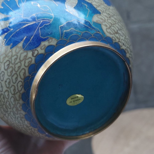 Cloisonne vase set of 2 like new, floral metal enamel decor