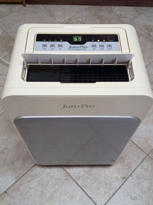 Juro Pro Oxygen 25L dehumidifier with ionizer used