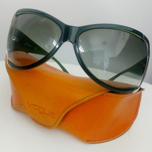Vogue VO2418S women's sunglasses used, vintage, dark green