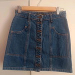 Stradivarius denim skirt like new with front buttons, blue