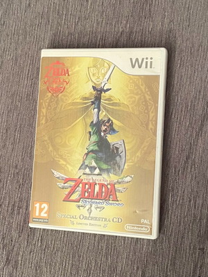 Zelda Skyward Sword with Orchestra CD Limited Edition like new