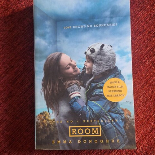 The Room by Emma Donoghue book used, English