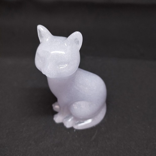 Decorative cat from liquid glass new, handmade 10 x 6 cm