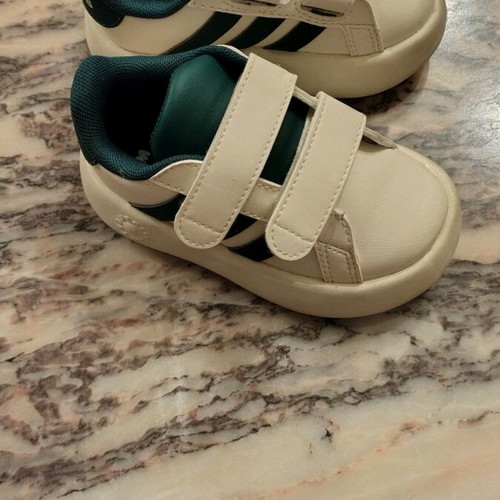 Adidas baby sneakers like new, size 23, white and green